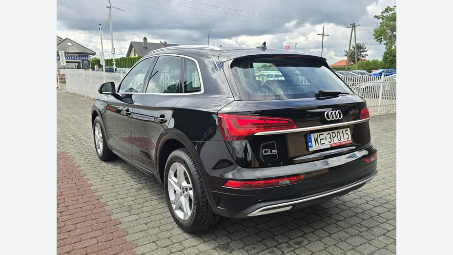 AUDI Q5 -