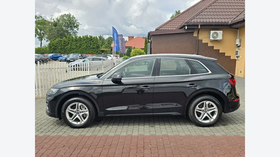 AUDI Q5 -