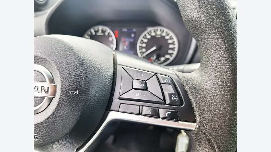 NISSAN Juke -