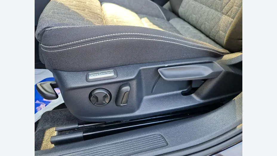VOLKSWAGEN Passat -