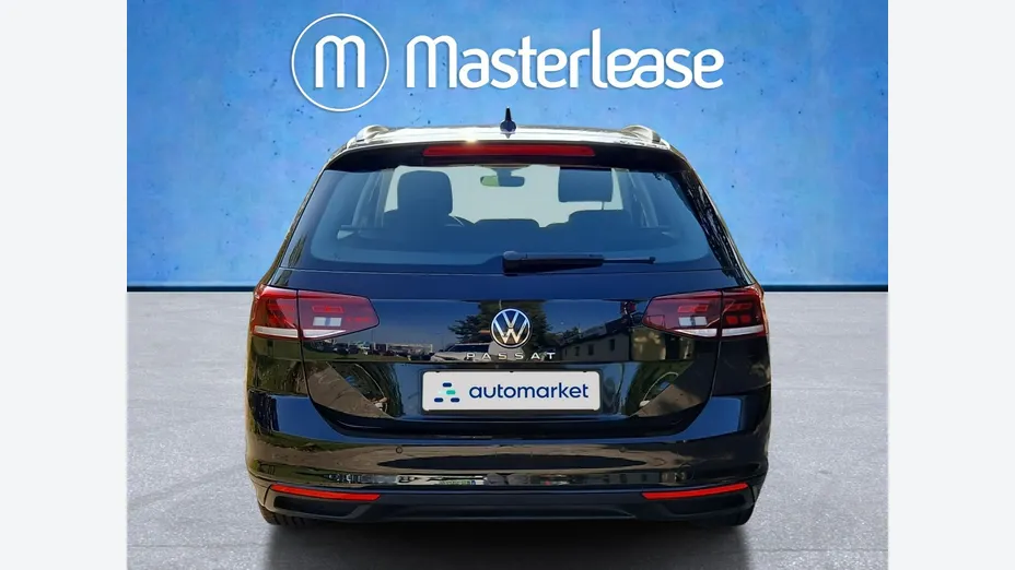 VOLKSWAGEN Passat -