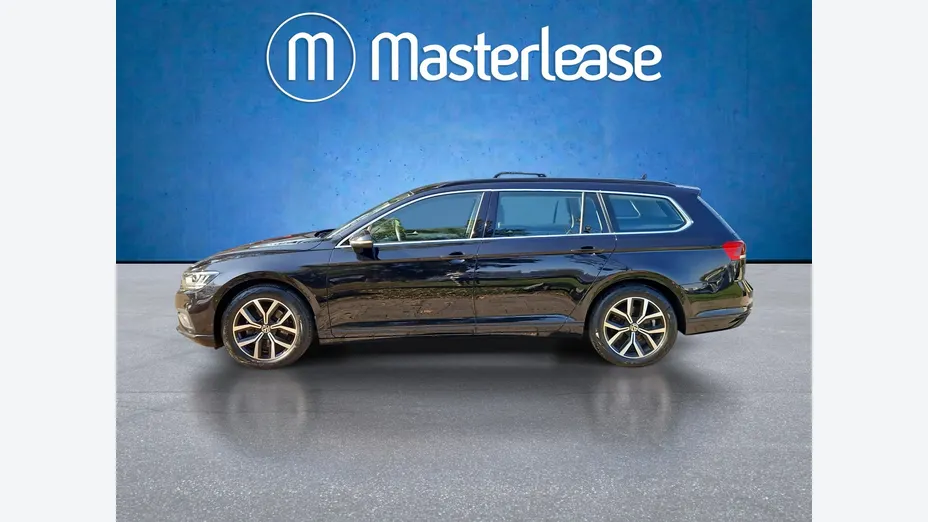 VOLKSWAGEN Passat -