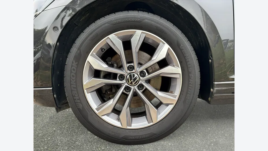 VOLKSWAGEN Passat -