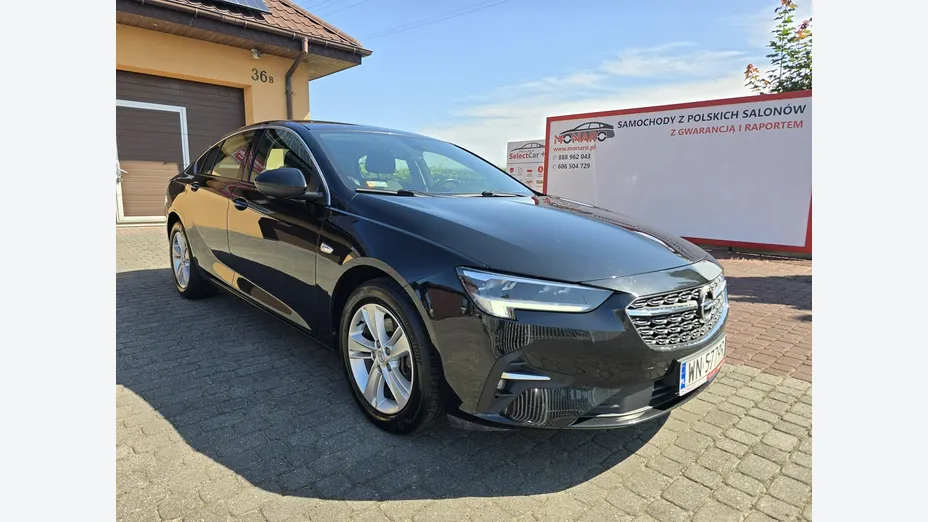 OPEL Insignia -