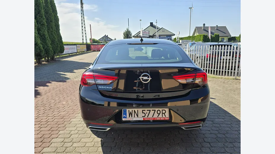 OPEL Insignia -