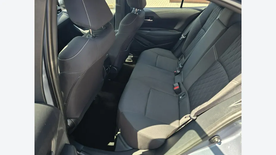 TOYOTA Corolla -