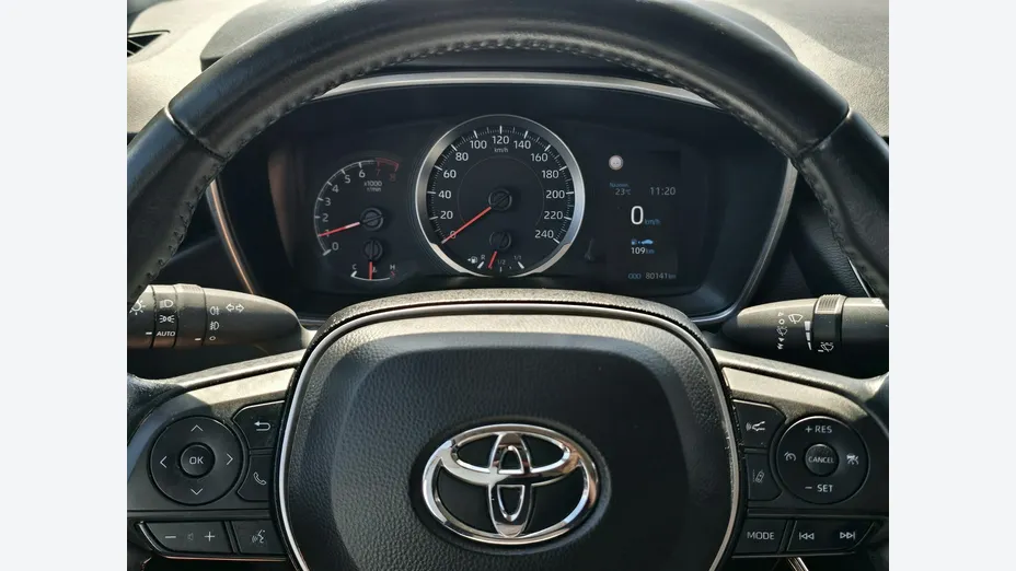 TOYOTA Corolla -