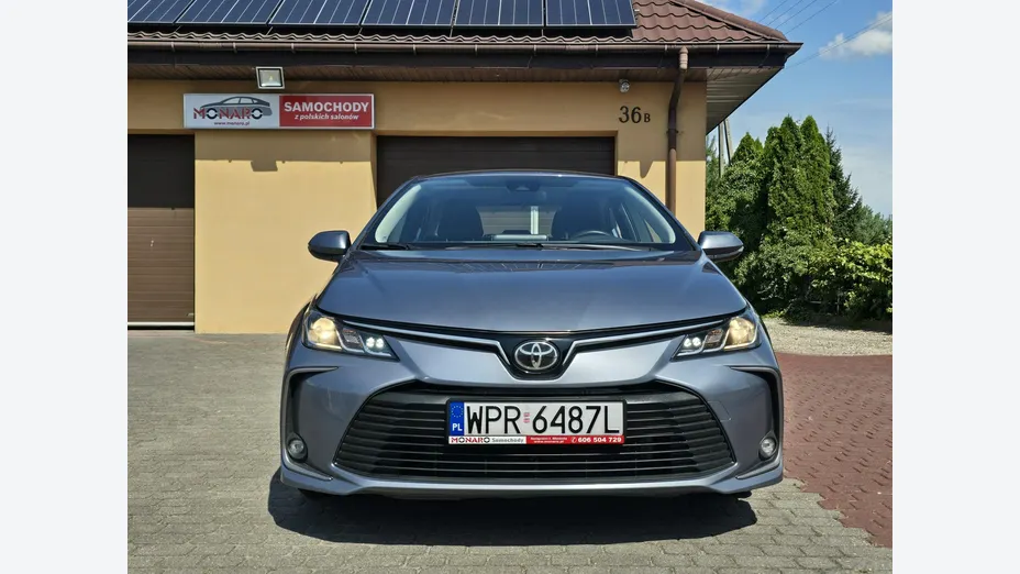 TOYOTA Corolla -