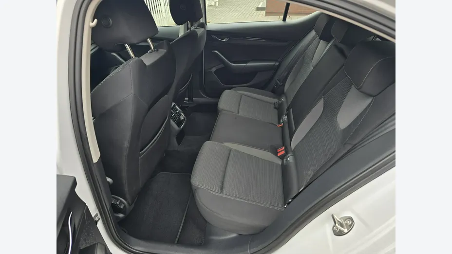 SKODA Octavia -