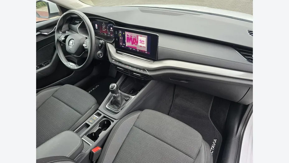 SKODA Octavia -