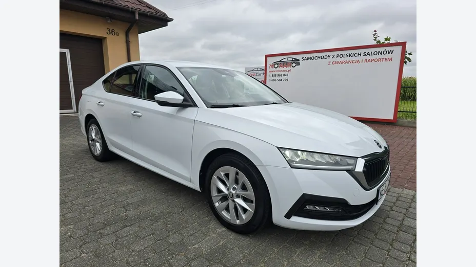 SKODA Octavia -