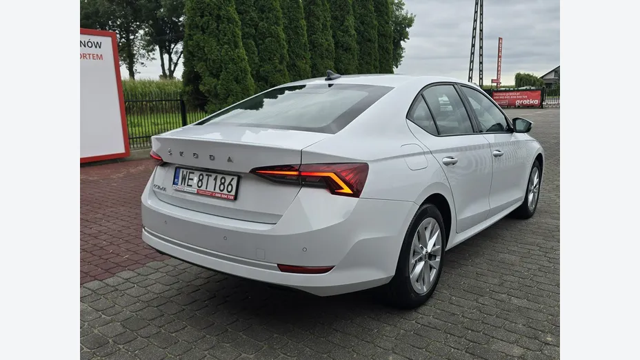 SKODA Octavia -
