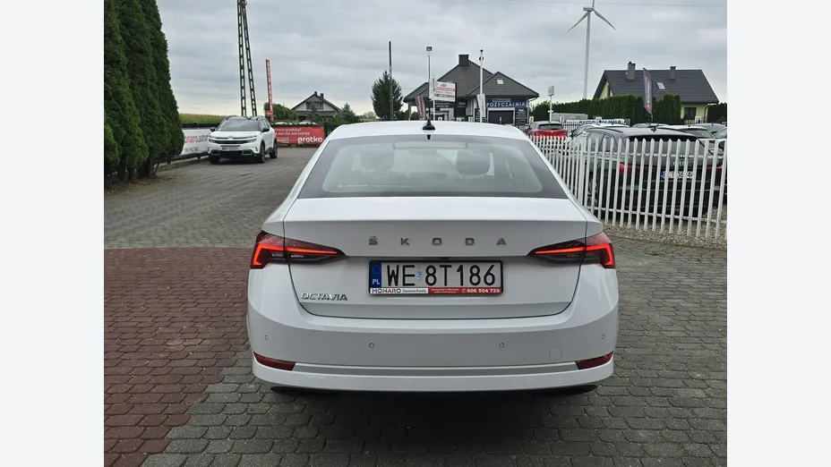 SKODA Octavia -