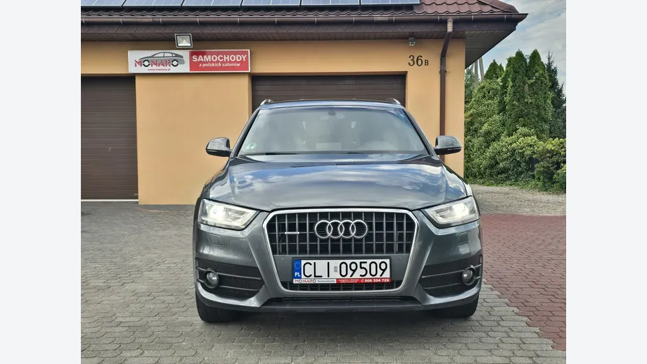 AUDI Q3 -