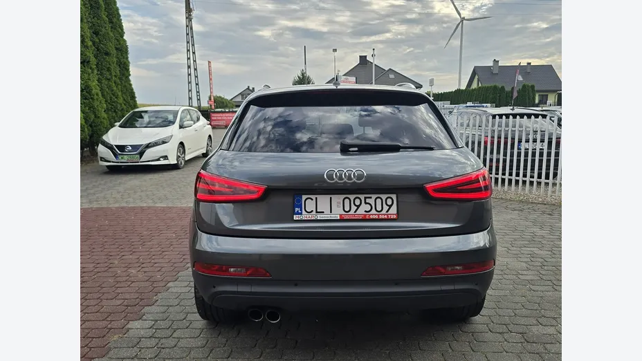 AUDI Q3 -