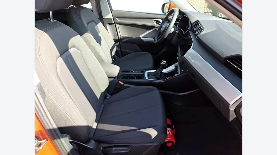 AUDI Q3 -