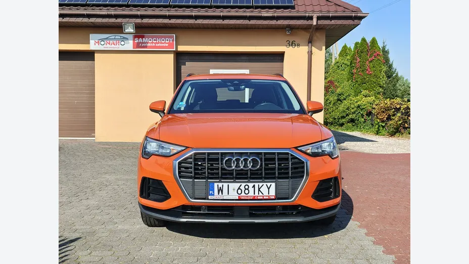 AUDI Q3 -