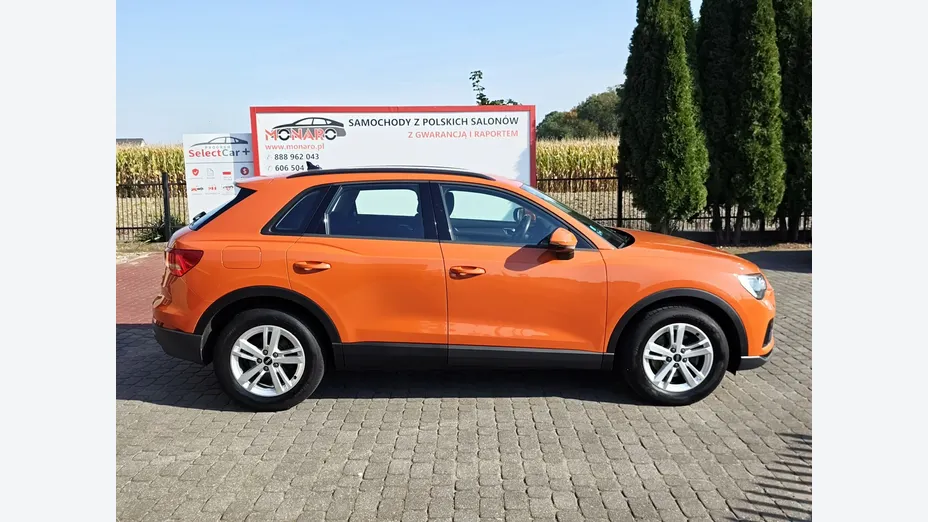AUDI Q3 -