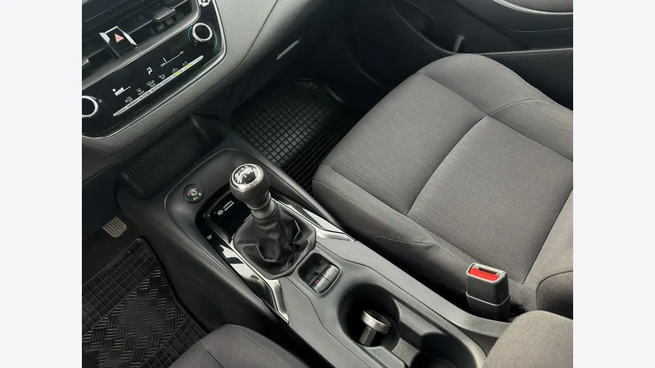 TOYOTA Corolla -