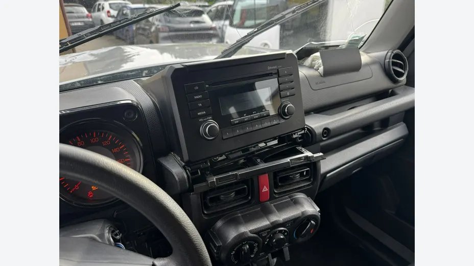 SUZUKI Jimny -