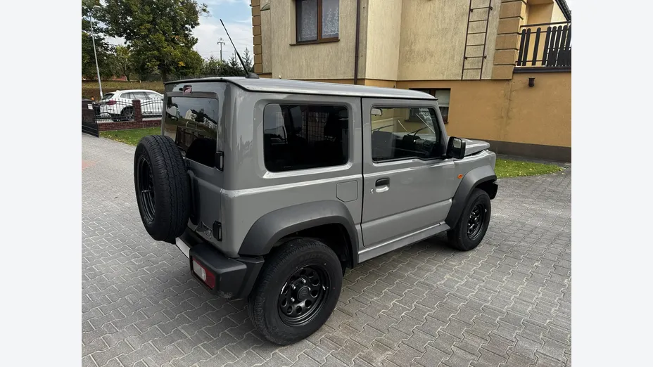 SUZUKI Jimny -
