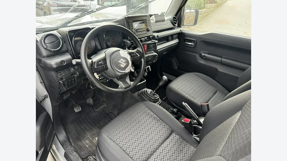 SUZUKI Jimny -