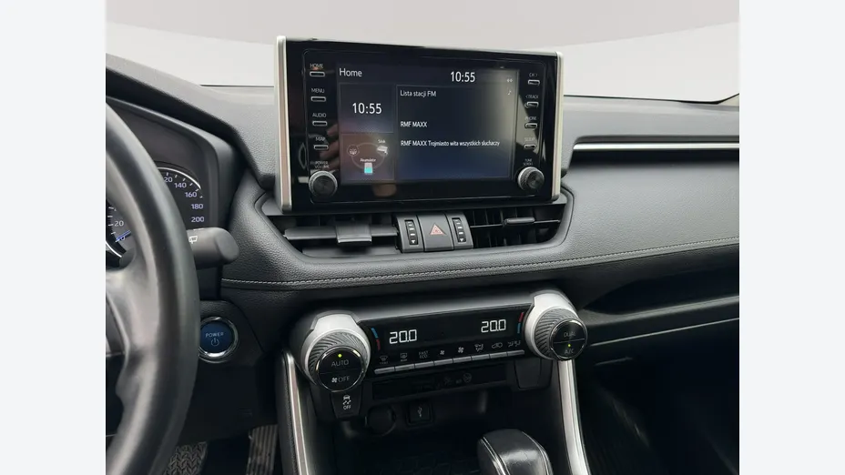 TOYOTA RAV4 -