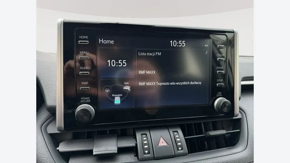 TOYOTA RAV4 -