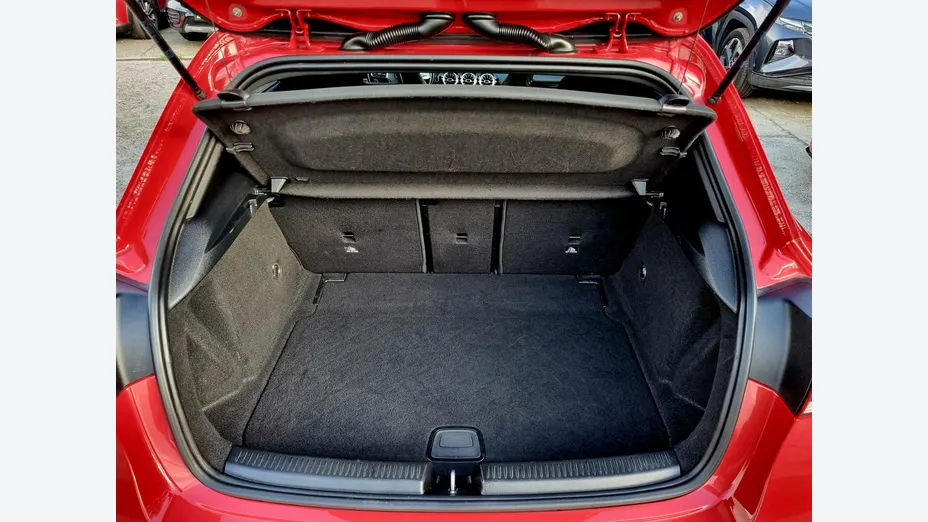 MERCEDES-BENZ A Klasa -