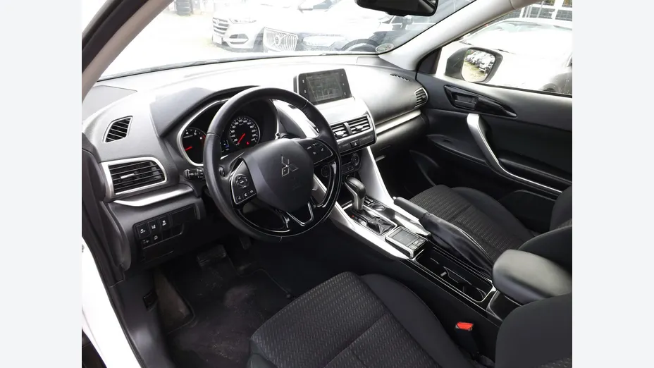 MITSUBISHI Eclipse Cross -