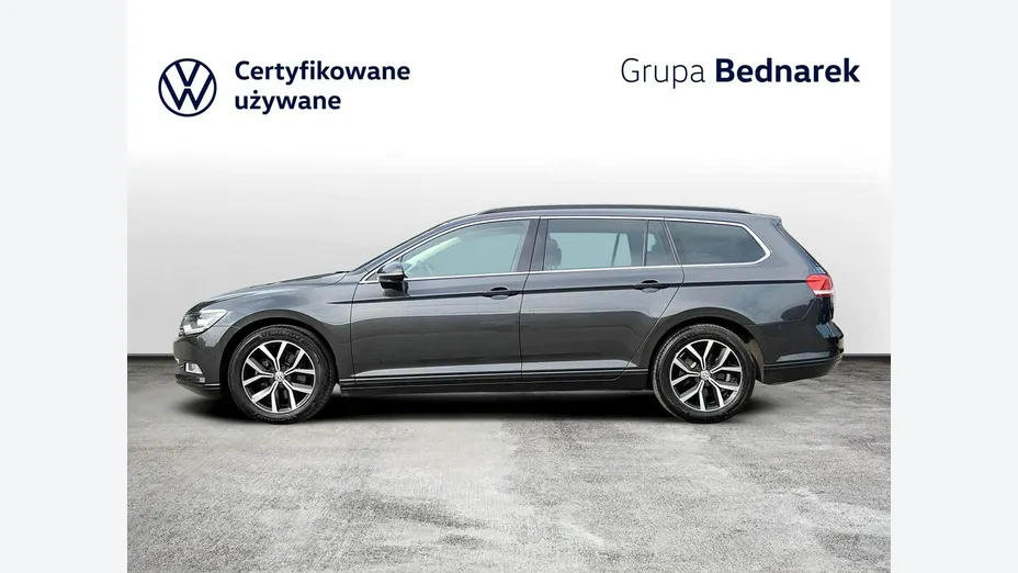 VOLKSWAGEN Passat -