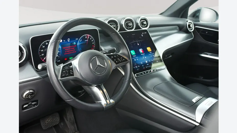 MERCEDES-BENZ GLC -
