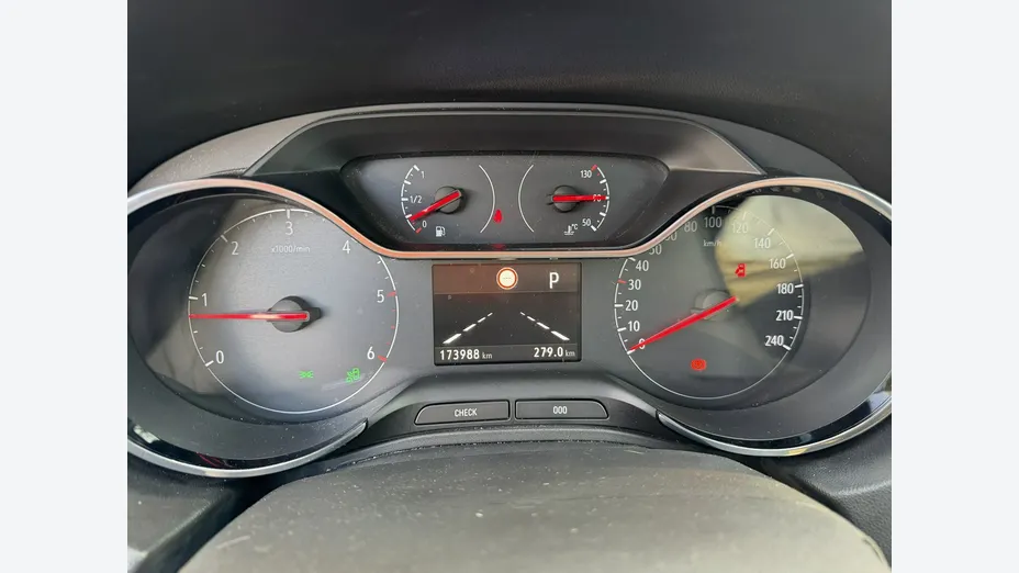 OPEL Grandland X -