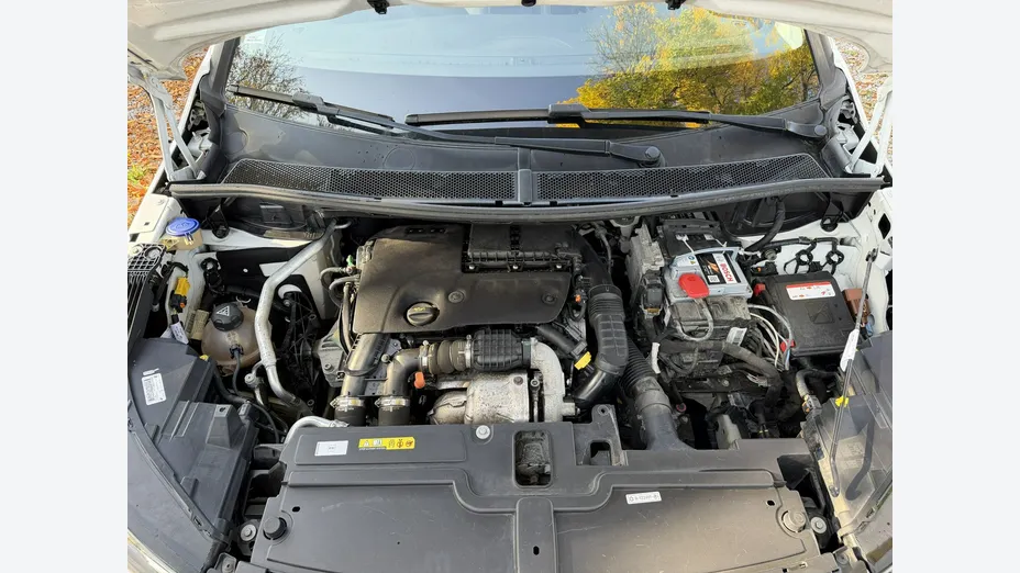 OPEL Grandland X -