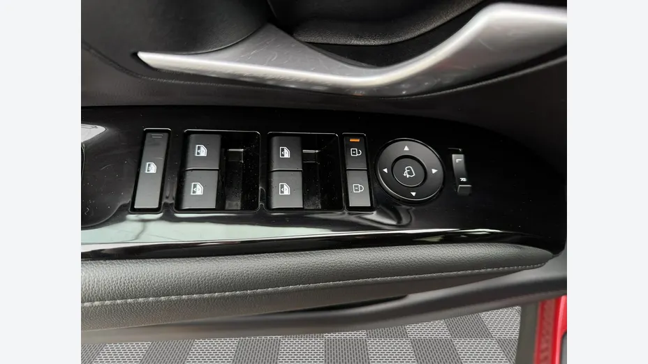 HYUNDAI Tucson -