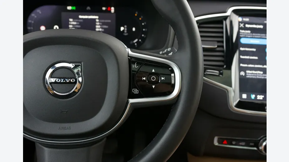 VOLVO XC90 -