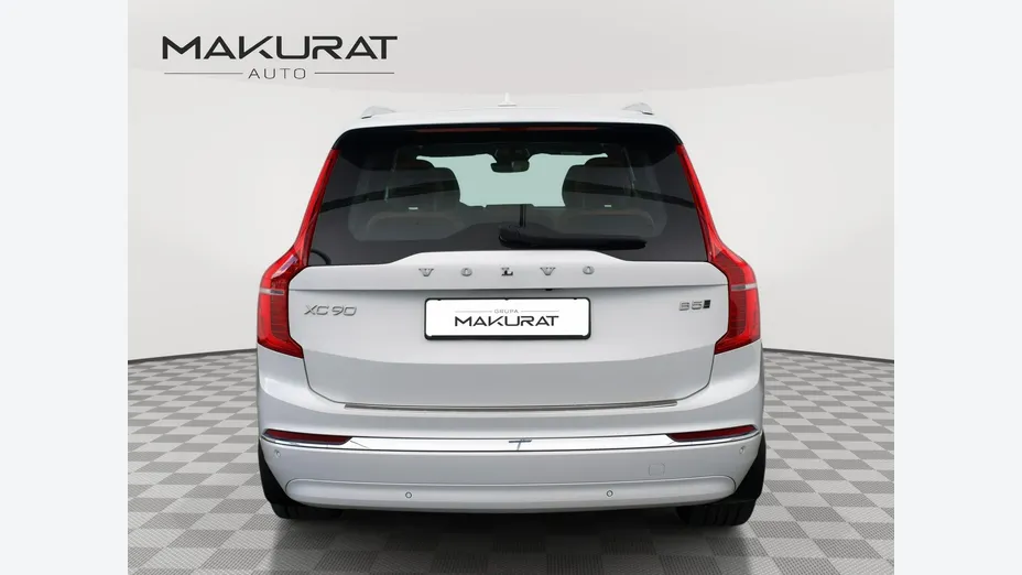 VOLVO XC90 -