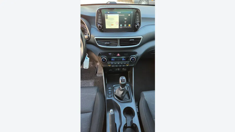 HYUNDAI Tucson -