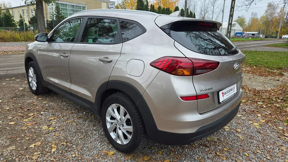 HYUNDAI Tucson -