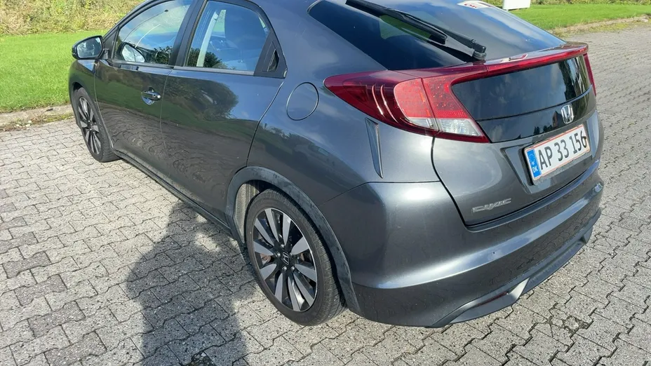 HONDA Civic -