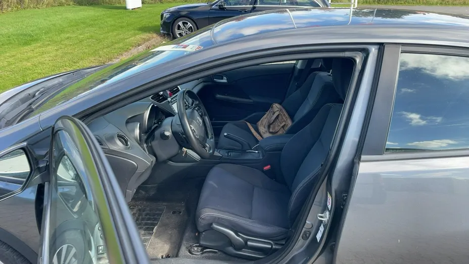 HONDA Civic -