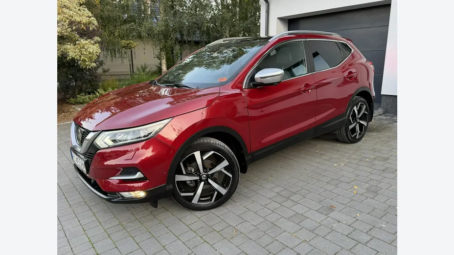 NISSAN Qashqai -