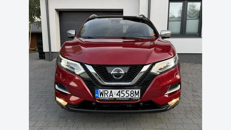 NISSAN Qashqai -