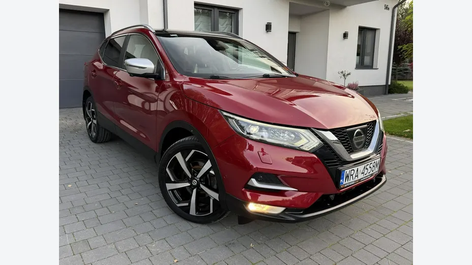 NISSAN Qashqai -