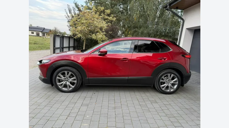 MAZDA CX-30 -