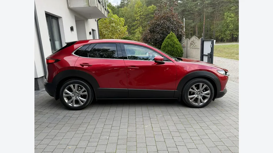 MAZDA CX-30 -