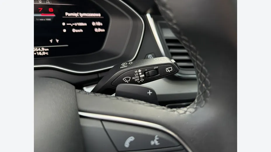 AUDI Q5 -