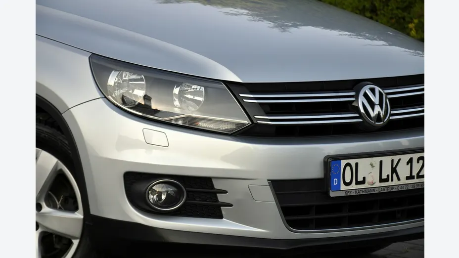 VOLKSWAGEN Tiguan -