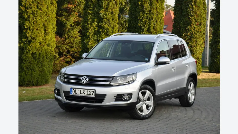VOLKSWAGEN Tiguan -