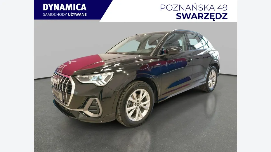 AUDI Q3 -